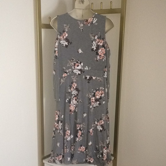 Torrid Cold Shoulder Floral Print Dress - Picture 5 of 9